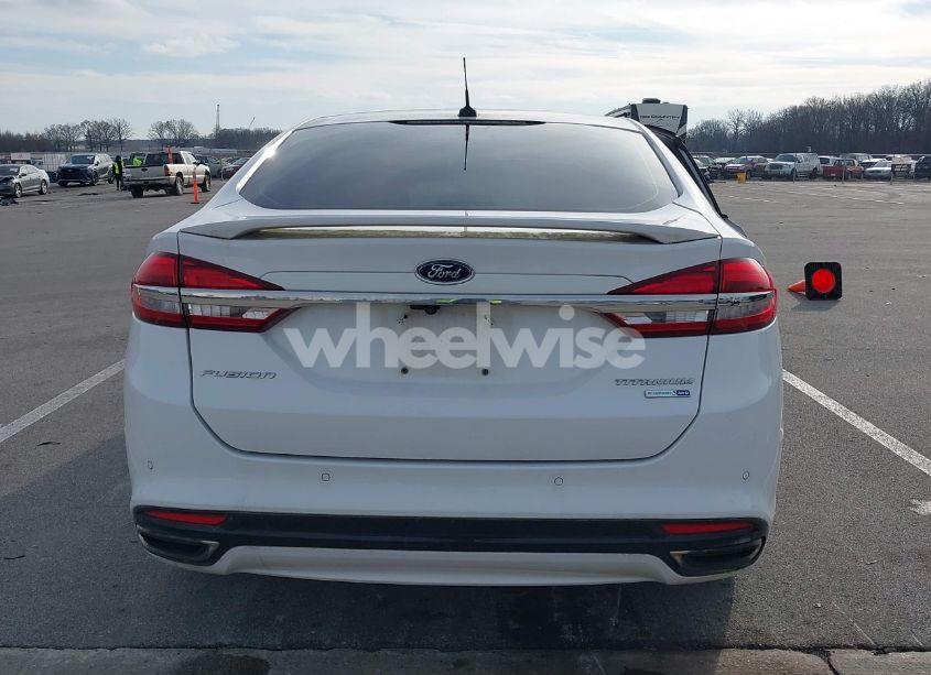 Photo 16 of 2018 Ford Fusion TITANIUM (VIN 3FA6P0D98JR124040)
