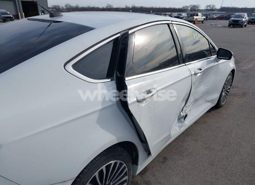 Photo 17 of 2018 Ford Fusion TITANIUM (VIN 3FA6P0D98JR124040)