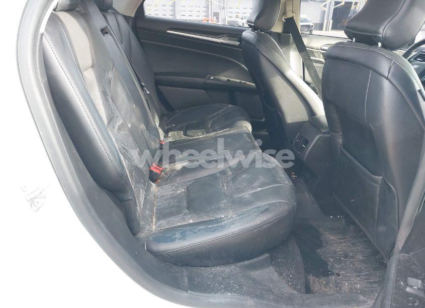 Photo 8 of 2018 Ford Fusion TITANIUM (VIN 3FA6P0D98JR124040)