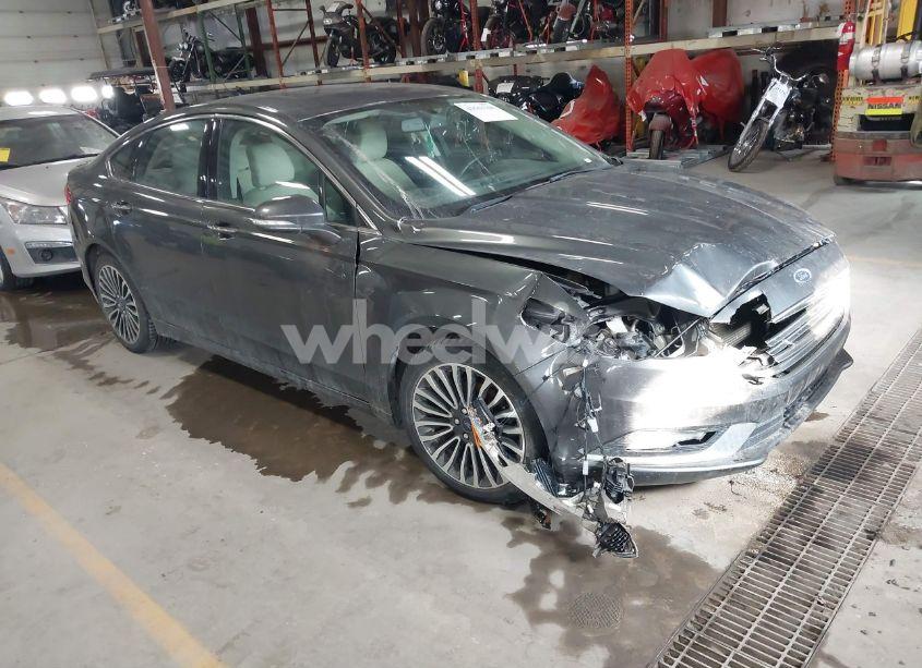 2018 Ford Fusion TITANIUM (VIN 3FA6P0D98JR205880) main photo