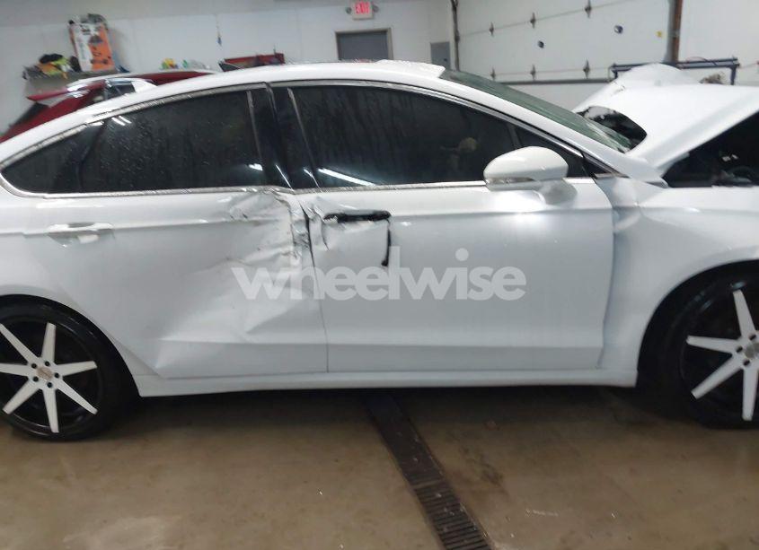 Photo 13 of 2019 Ford Fusion TITANIUM (VIN 3FA6P0D98KR124007)