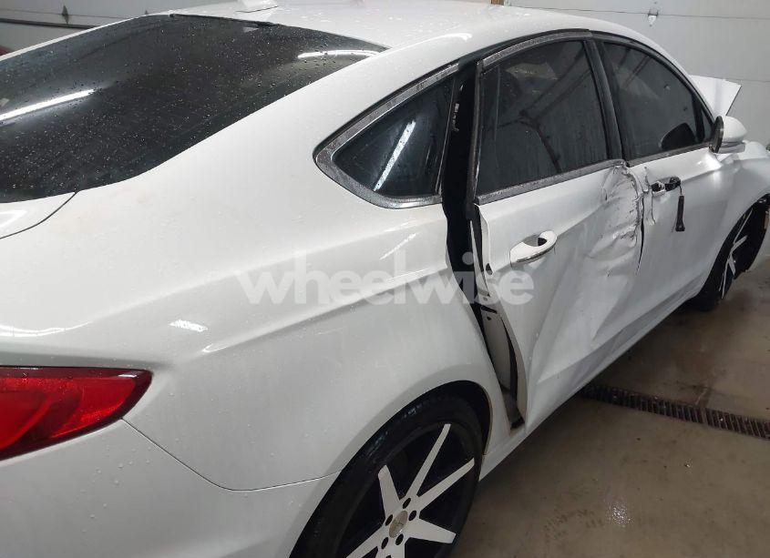 Photo 19 of 2019 Ford Fusion TITANIUM (VIN 3FA6P0D98KR124007)