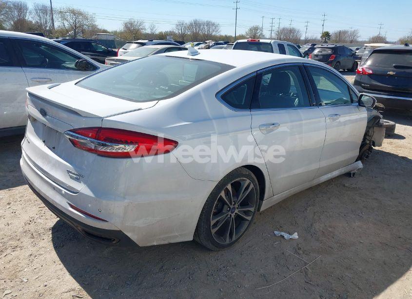 Photo 4 of 2019 Ford Fusion TITANIUM (VIN 3FA6P0D98KR124086)