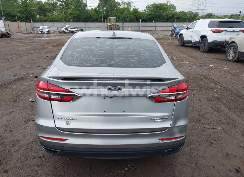 Photo 16 of 2020 Ford Fusion TITANIUM (VIN 3FA6P0D98LR115437)