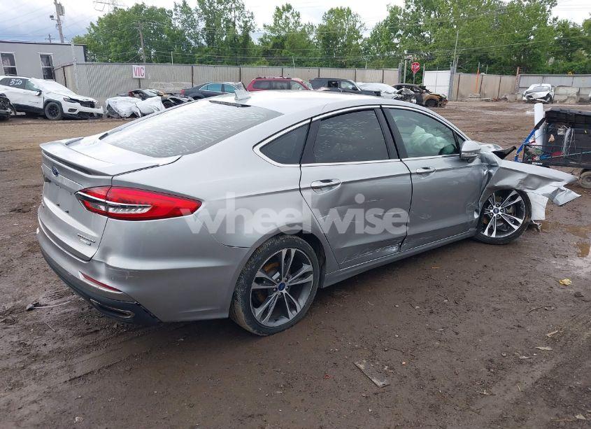 Photo 4 of 2020 Ford Fusion TITANIUM (VIN 3FA6P0D98LR115437)