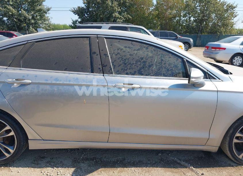 Photo 13 of 2020 Ford Fusion TITANIUM (VIN 3FA6P0D98LR153170)