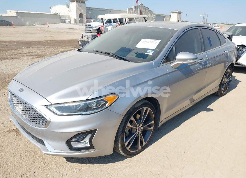 Photo 2 of 2020 Ford Fusion TITANIUM (VIN 3FA6P0D98LR153170)