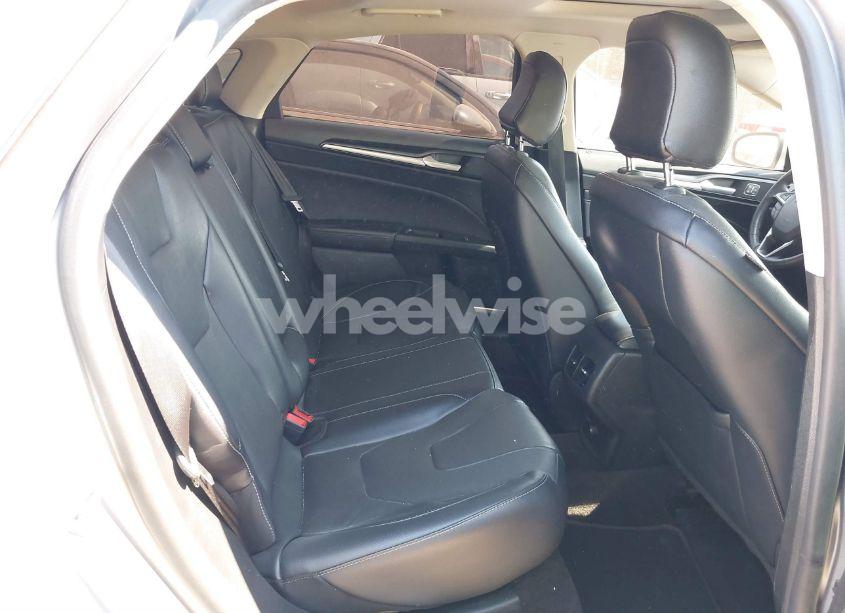 Photo 8 of 2020 Ford Fusion TITANIUM (VIN 3FA6P0D98LR153170)