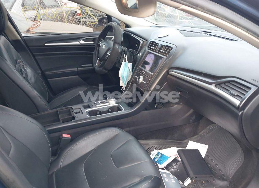 Photo 5 of 2018 Ford Fusion TITANIUM (VIN 3FA6P0D99JR226317)