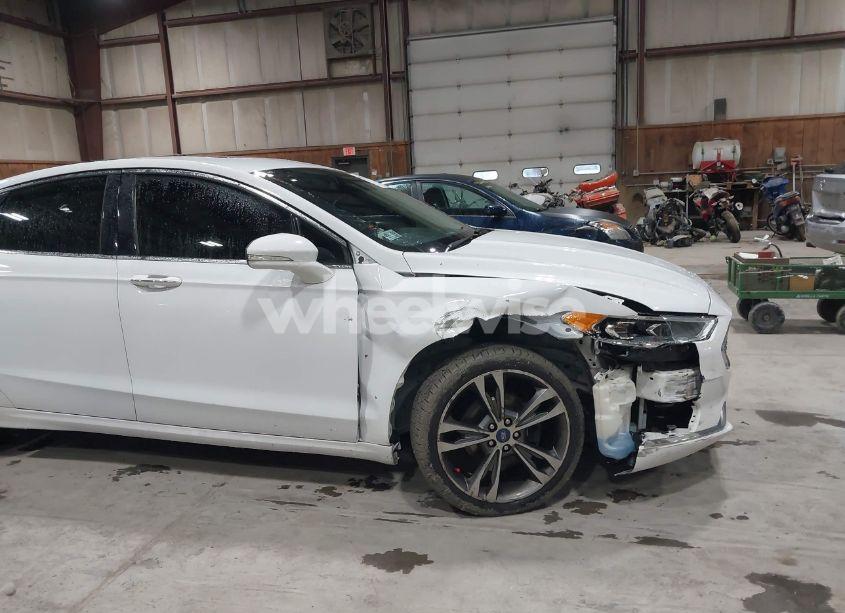 Photo 6 of 2020 Ford Fusion TITANIUM (VIN 3FA6P0D99LR131145)