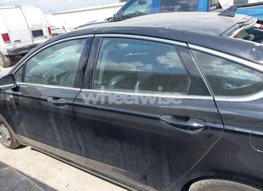 Photo 14 of 2020 Ford Fusion TITANIUM (VIN 3FA6P0D99LR203347)