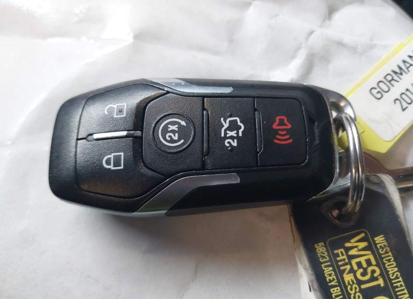 Photo 11 of 2014 Ford Fusion TITANIUM (VIN 3FA6P0D9XER346519)