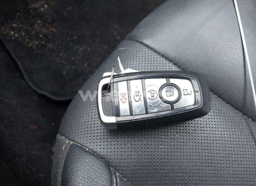 Photo 11 of 2018 Ford Fusion TITANIUM (VIN 3FA6P0D9XJR128641)