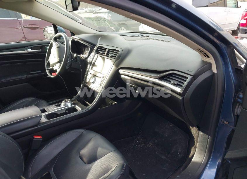 Photo 5 of 2018 Ford Fusion TITANIUM (VIN 3FA6P0D9XJR128641)