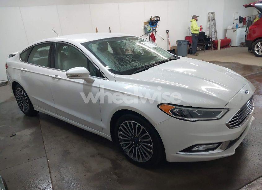 2018 Ford Fusion TITANIUM (VIN 3FA6P0D9XJR155029) main photo