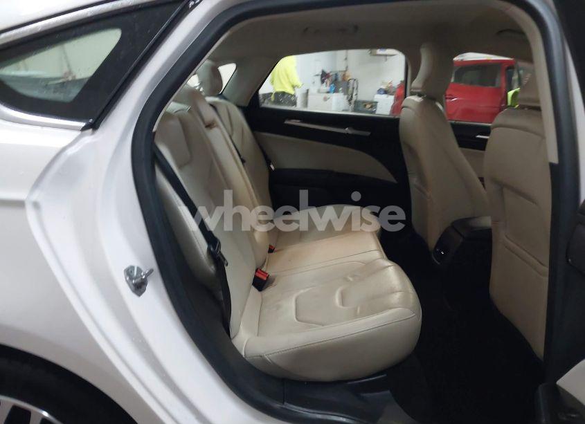 Photo 8 of 2018 Ford Fusion TITANIUM (VIN 3FA6P0D9XJR155029)