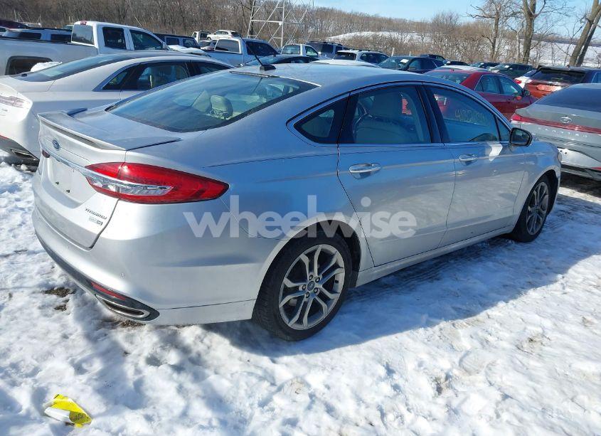 Photo 4 of 2018 Ford Fusion TITANIUM (VIN 3FA6P0D9XJR155161)