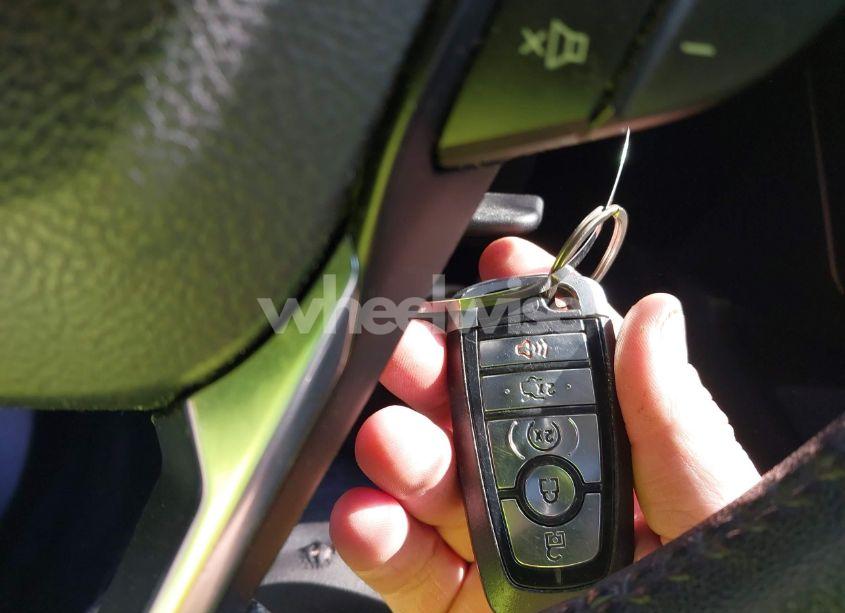 Photo 11 of 2018 Ford Fusion TITANIUM (VIN 3FA6P0D9XJR188192)