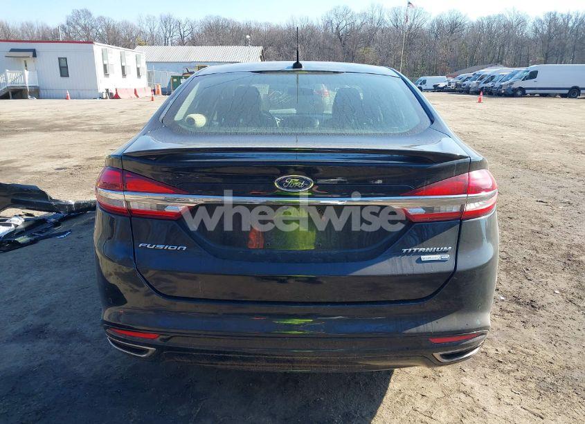 Photo 16 of 2018 Ford Fusion TITANIUM (VIN 3FA6P0D9XJR188192)