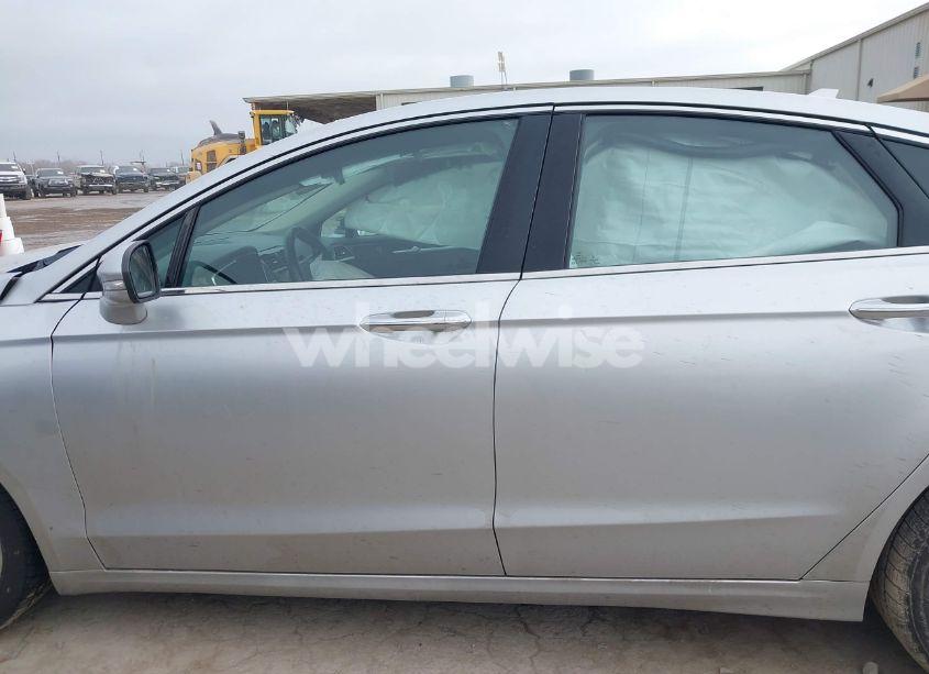 Photo 14 of 2019 Ford Fusion TITANIUM (VIN 3FA6P0D9XKR206465)