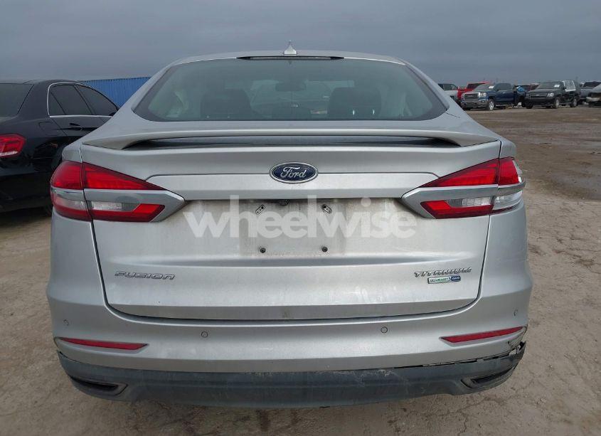 Photo 16 of 2019 Ford Fusion TITANIUM (VIN 3FA6P0D9XKR206465)