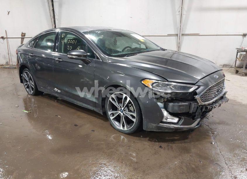 2020 Ford Fusion TITANIUM (VIN 3FA6P0D9XLR138007) main photo