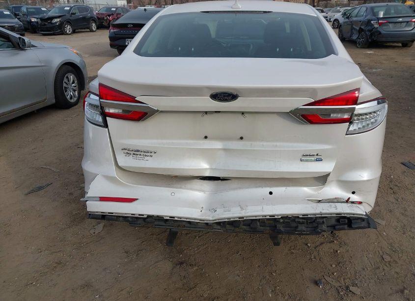 Photo 6 of 2019 Ford Fusion SEL (VIN 3FA6P0E94KR145158)