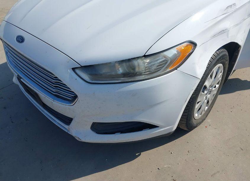 Photo 6 of 2013 Ford Fusion S (VIN 3FA6P0G70DR205404)