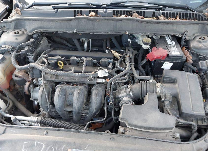 Photo 10 of 2013 Ford Fusion S (VIN 3FA6P0G70DR210537)