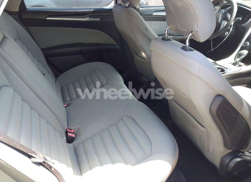 Photo 8 of 2013 Ford Fusion S (VIN 3FA6P0G70DR318768)