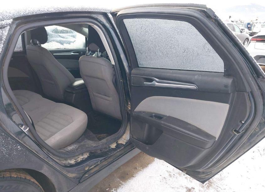 Photo 8 of 2014 Ford Fusion S (VIN 3FA6P0G70ER176844)