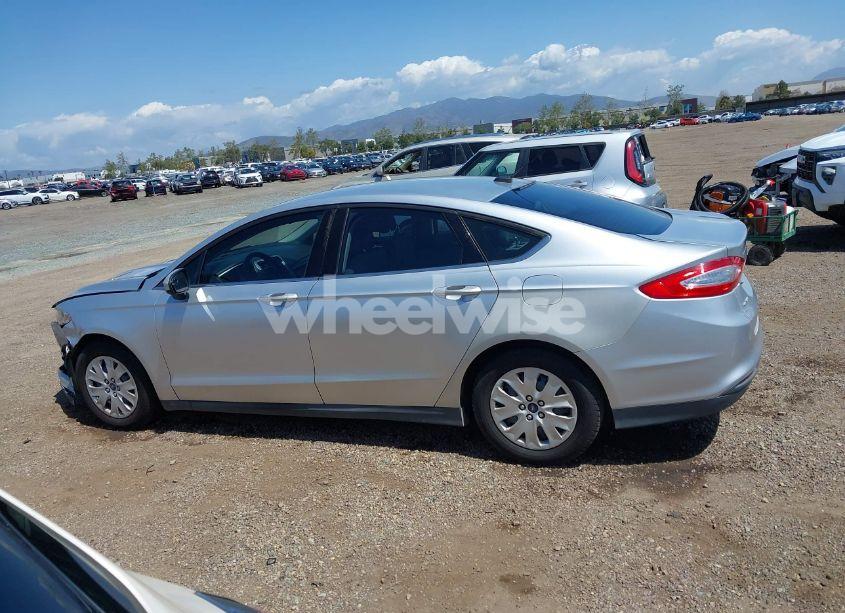 Photo 14 of 2014 Ford Fusion S (VIN 3FA6P0G70ER228960)