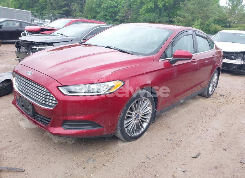 Photo 2 of 2014 Ford Fusion S (VIN 3FA6P0G70ER239697)