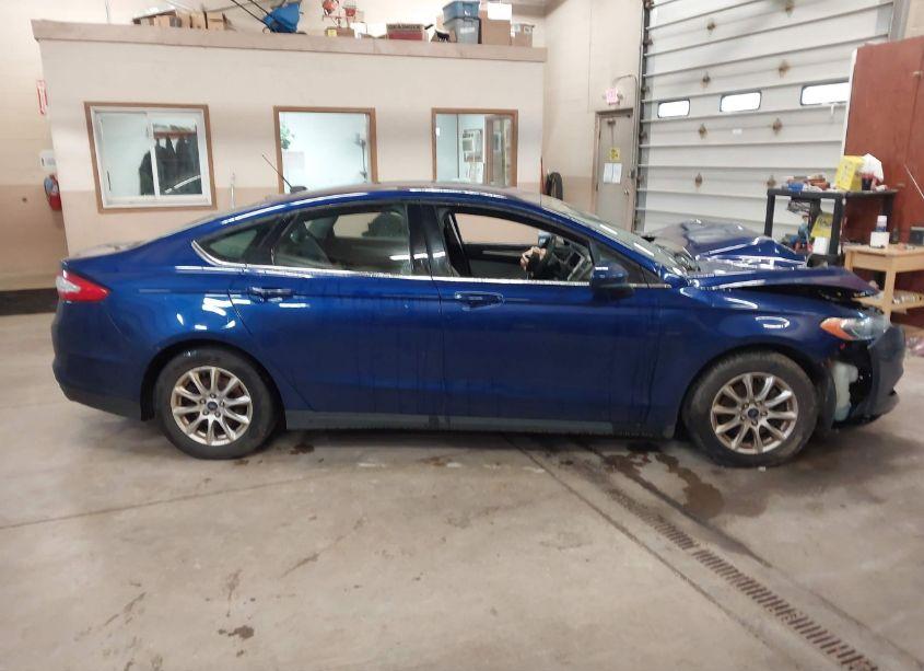 Photo 13 of 2015 Ford Fusion S (VIN 3FA6P0G70FR128049)