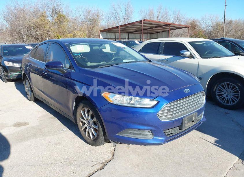 2016 Ford Fusion S (VIN 3FA6P0G70GR132636) main photo