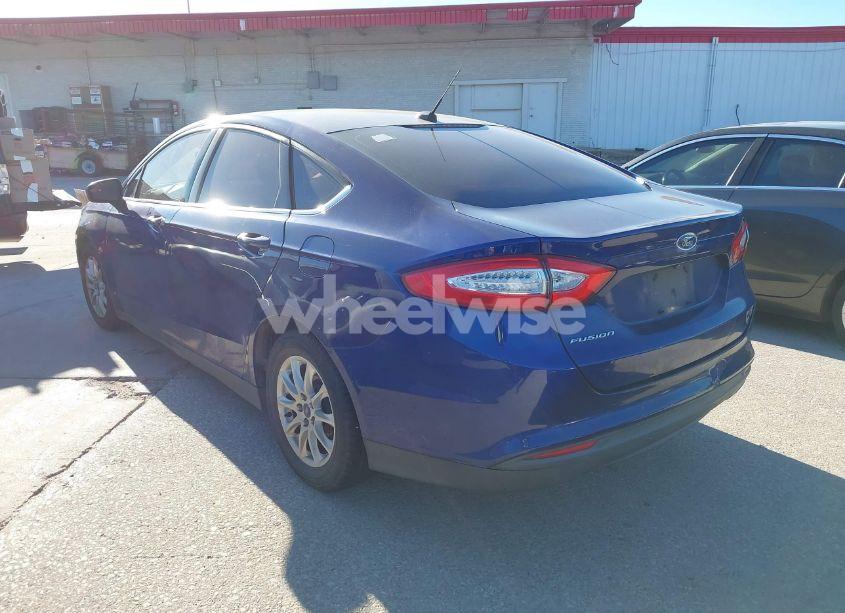 Photo 3 of 2016 Ford Fusion S (VIN 3FA6P0G70GR132636)