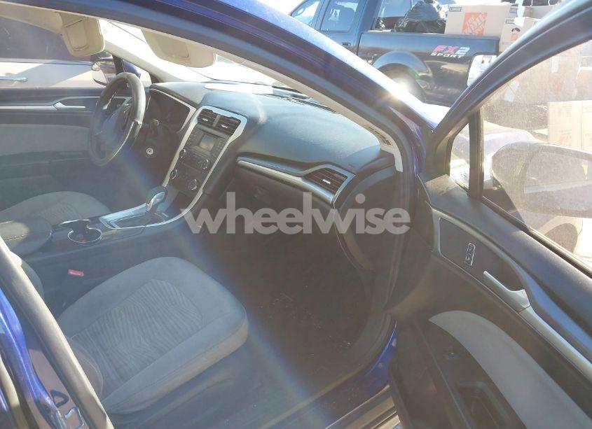 Photo 5 of 2016 Ford Fusion S (VIN 3FA6P0G70GR132636)