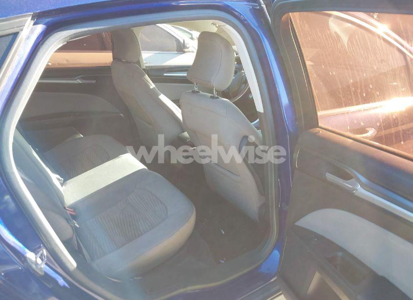 Photo 8 of 2016 Ford Fusion S (VIN 3FA6P0G70GR132636)