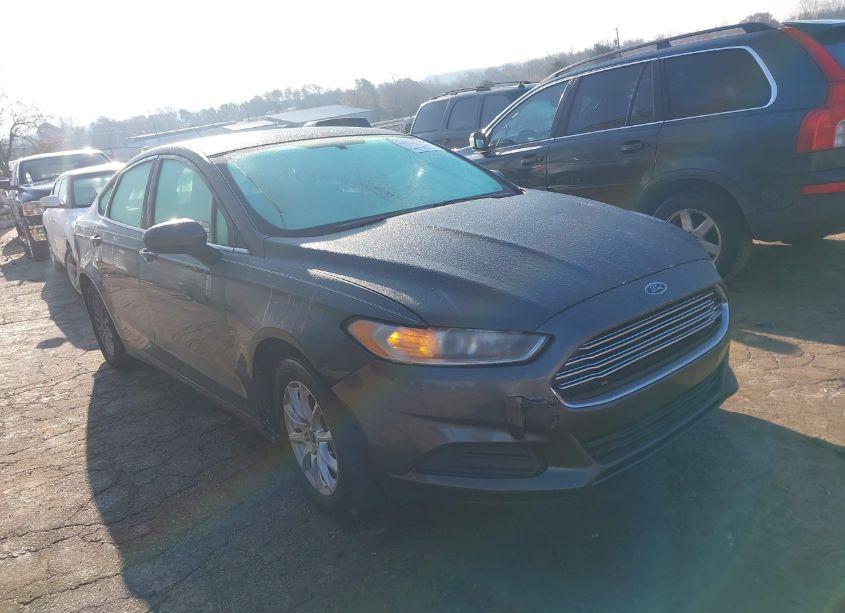 2016 Ford Fusion S (VIN 3FA6P0G70GR227326) main photo