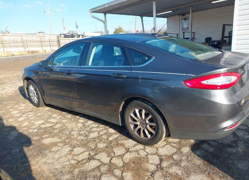 Photo 15 of 2016 Ford Fusion S (VIN 3FA6P0G70GR227326)