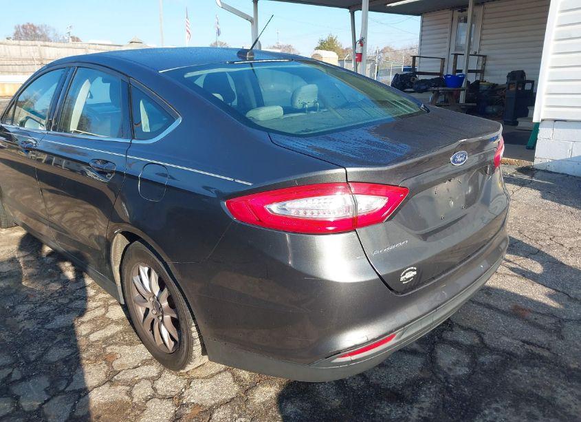 Photo 3 of 2016 Ford Fusion S (VIN 3FA6P0G70GR227326)