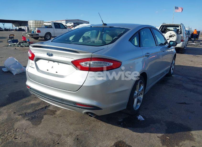 Photo 4 of 2016 Ford Fusion S (VIN 3FA6P0G70GR254655)