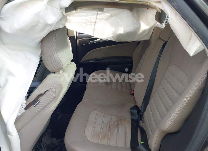 Photo 8 of 2017 Ford Fusion S (VIN 3FA6P0G70HR196726)