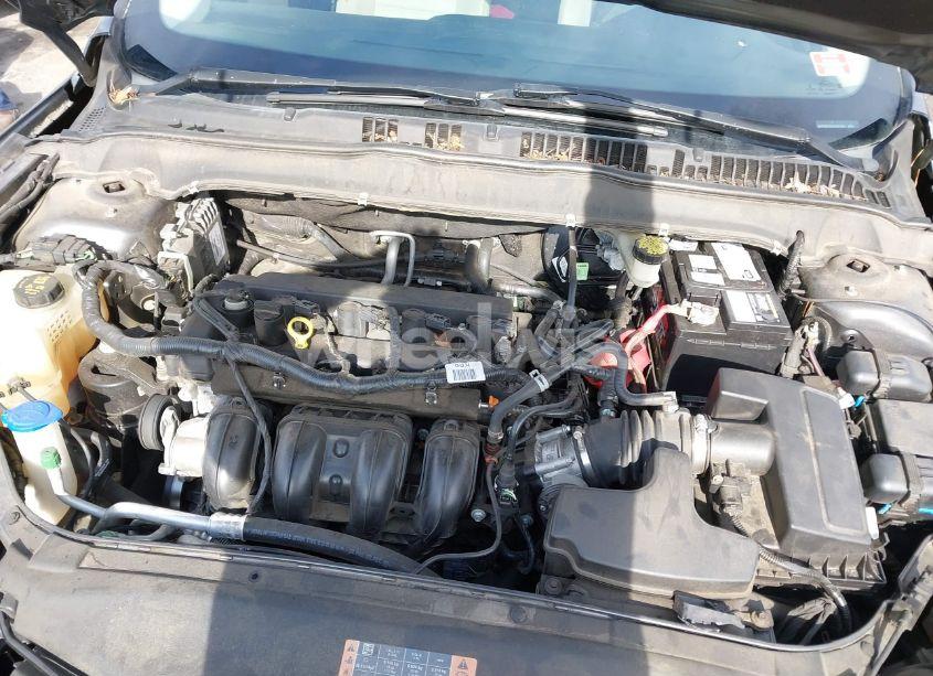 Photo 10 of 2017 Ford Fusion S (VIN 3FA6P0G70HR207482)