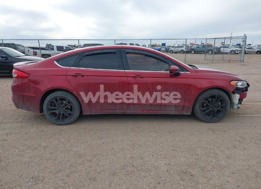 Photo 13 of 2018 Ford Fusion S (VIN 3FA6P0G70JR145037)