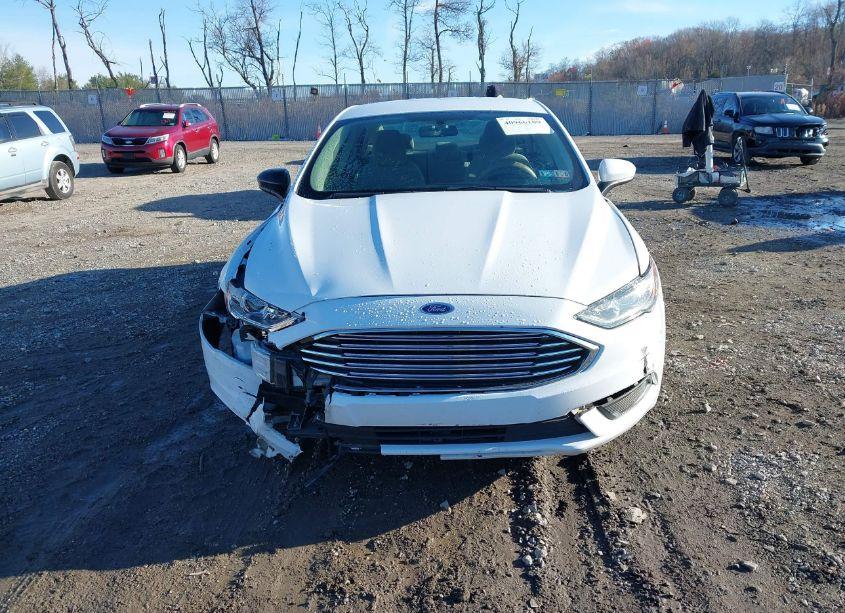 Photo 12 of 2018 Ford Fusion S (VIN 3FA6P0G70JR189538)