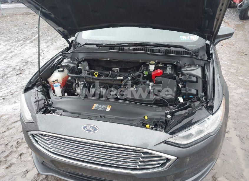 Photo 10 of 2018 Ford Fusion S (VIN 3FA6P0G70JR230430)