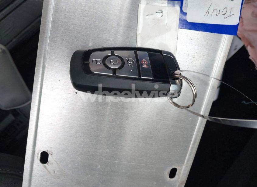 Photo 11 of 2018 Ford Fusion S (VIN 3FA6P0G70JR240018)