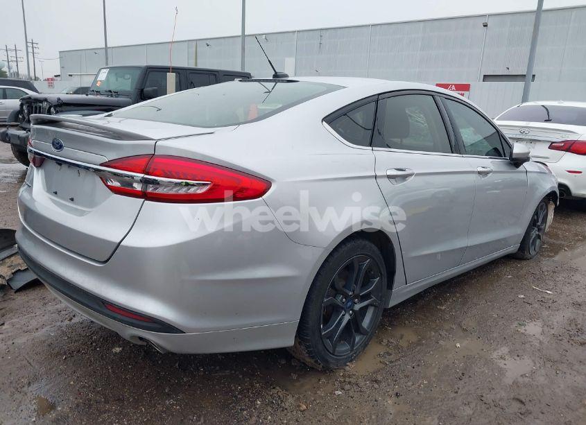 Photo 4 of 2018 Ford Fusion S (VIN 3FA6P0G70JR240018)