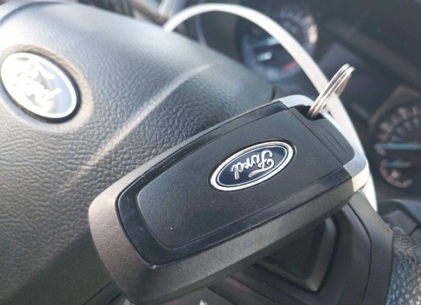 Photo 11 of 2019 Ford Fusion S (VIN 3FA6P0G70KR184034)